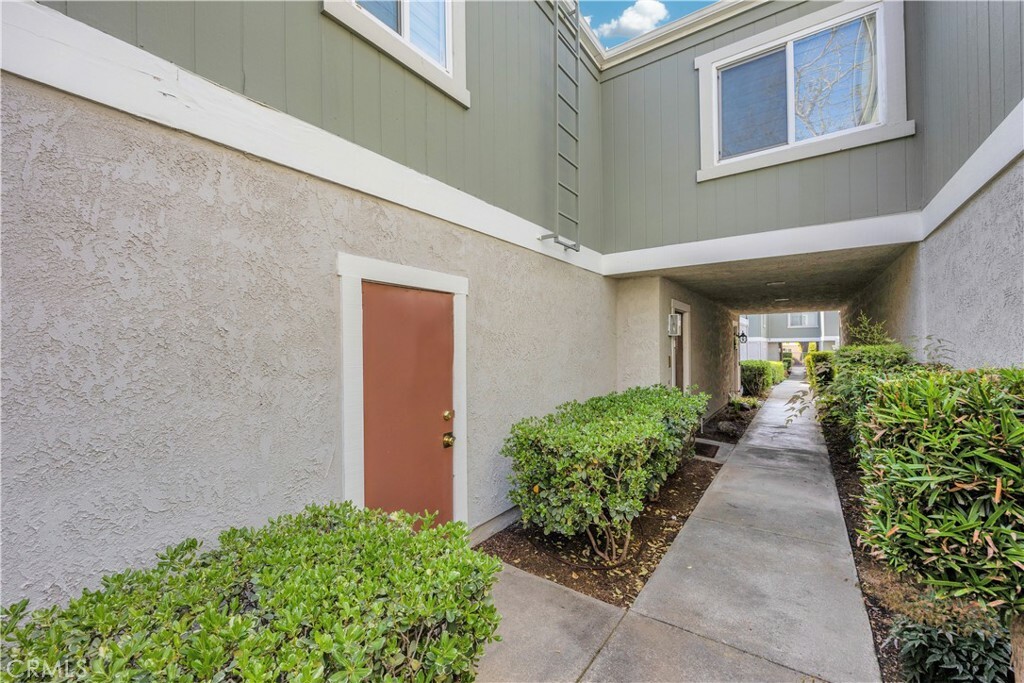 Property Photo:  500 Golden Springs Drive  CA 91765 