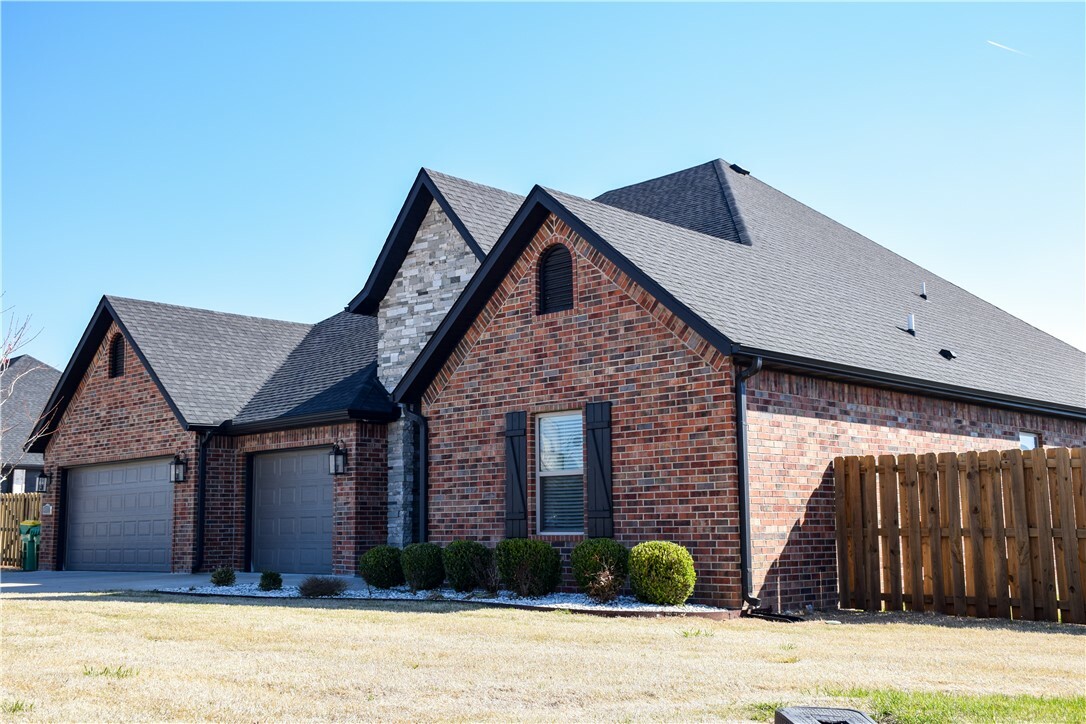 Property Photo:  951 Osage View Drive  AR 72713 