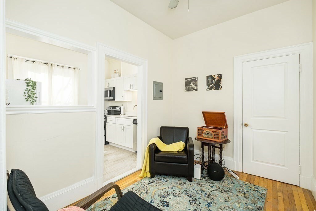 Property Photo:  1091 Boylston St. 21  MA 02215 