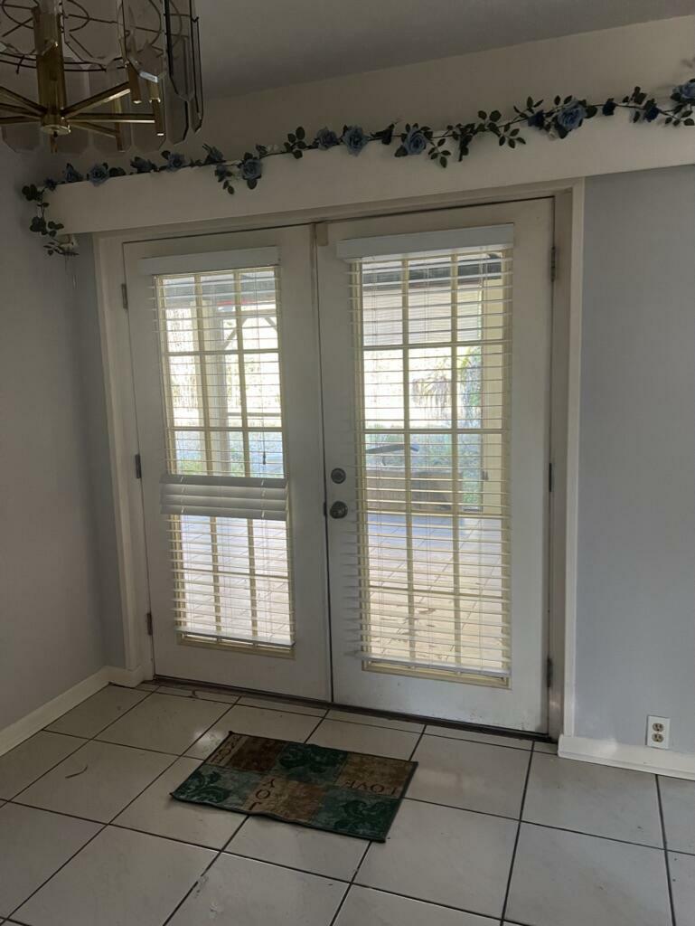 Property Photo:  908 Grandview Boulevard  FL 34982 