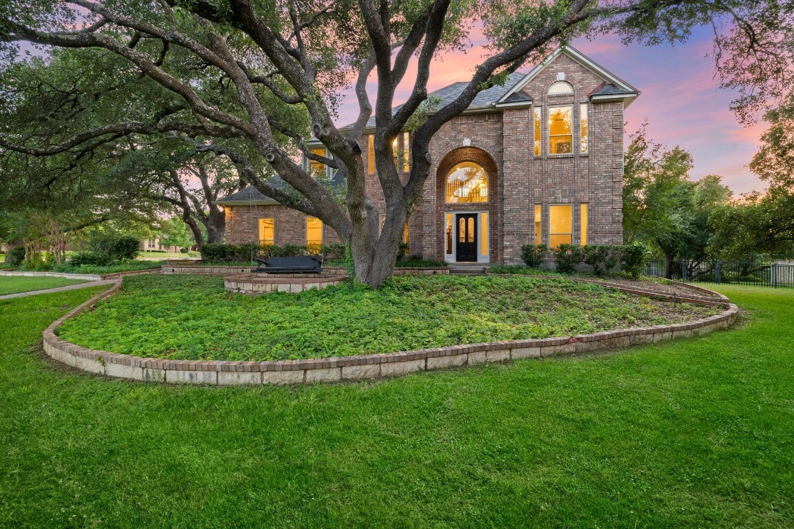 Property Photo: 54 Woodland Loop TX 78664