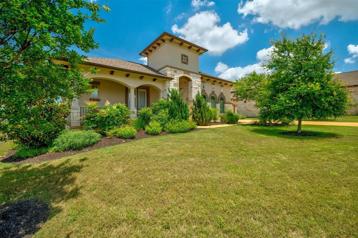 Property Photo:  407 Maialina Cove  TX 78738 