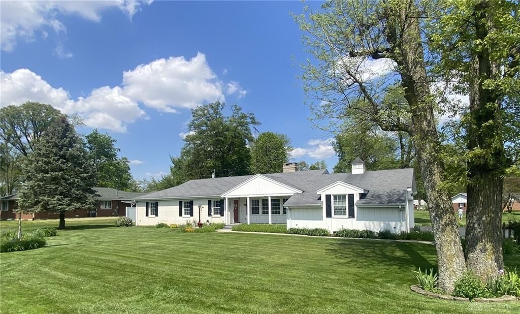 Property Photo:  724 Richmond Pike  OH 45320 