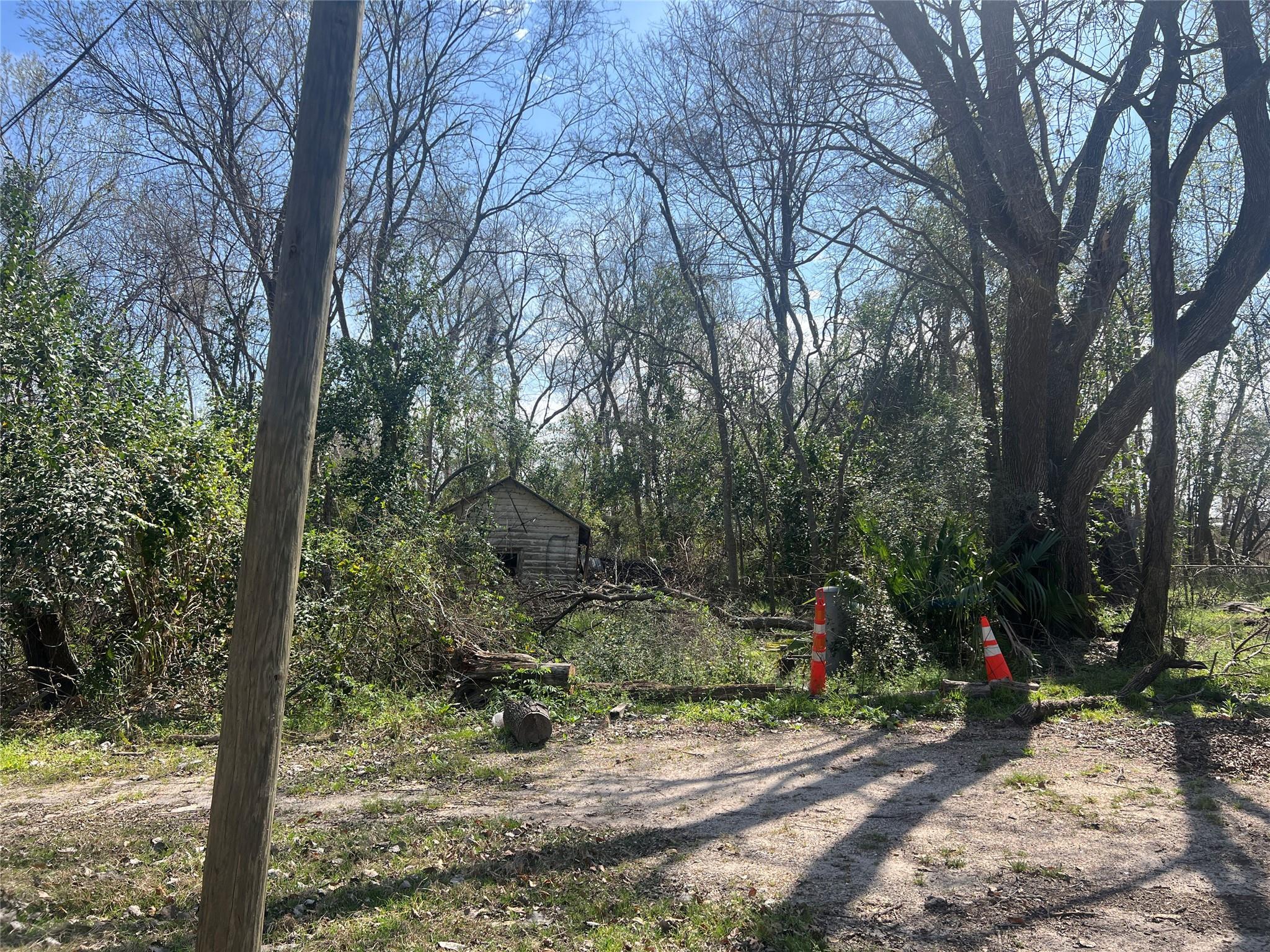 Property Photo:  1720 Strawn Road  TX 77039 