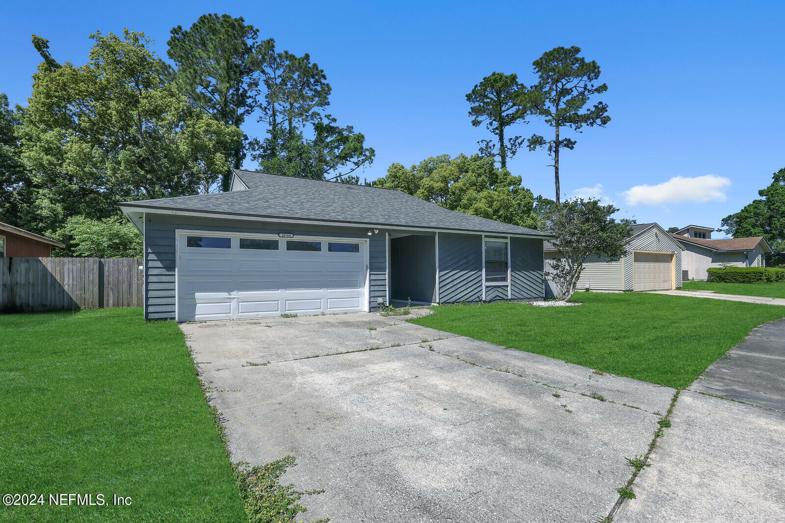 Property Photo:  10760 Knottingby Drive  FL 32257 