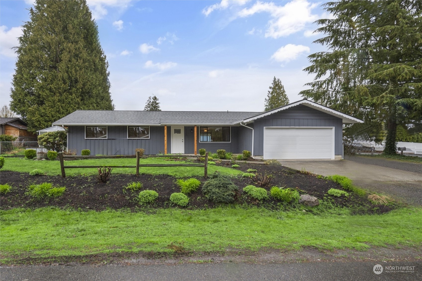 Property Photo:  3703 111th Place SE  WA 98208 