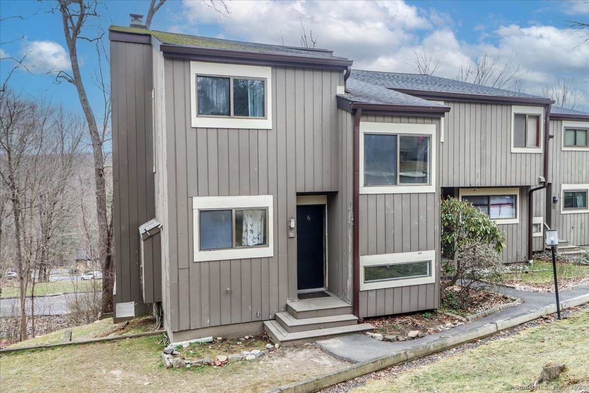 Property Photo:  6 Hickory Lane 6  CT 06798 