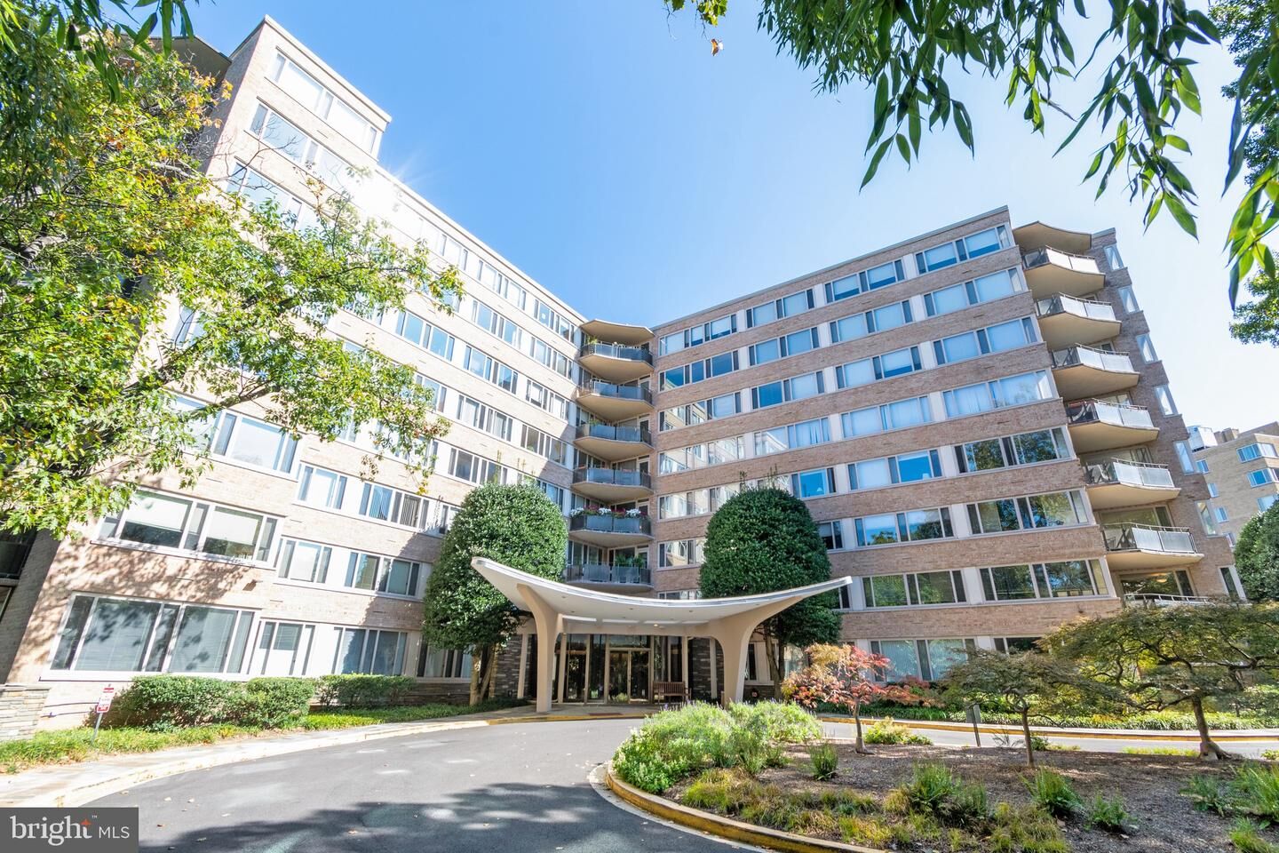 Property Photo: 4101 Cathedral Avenue NW 610 DC 20016