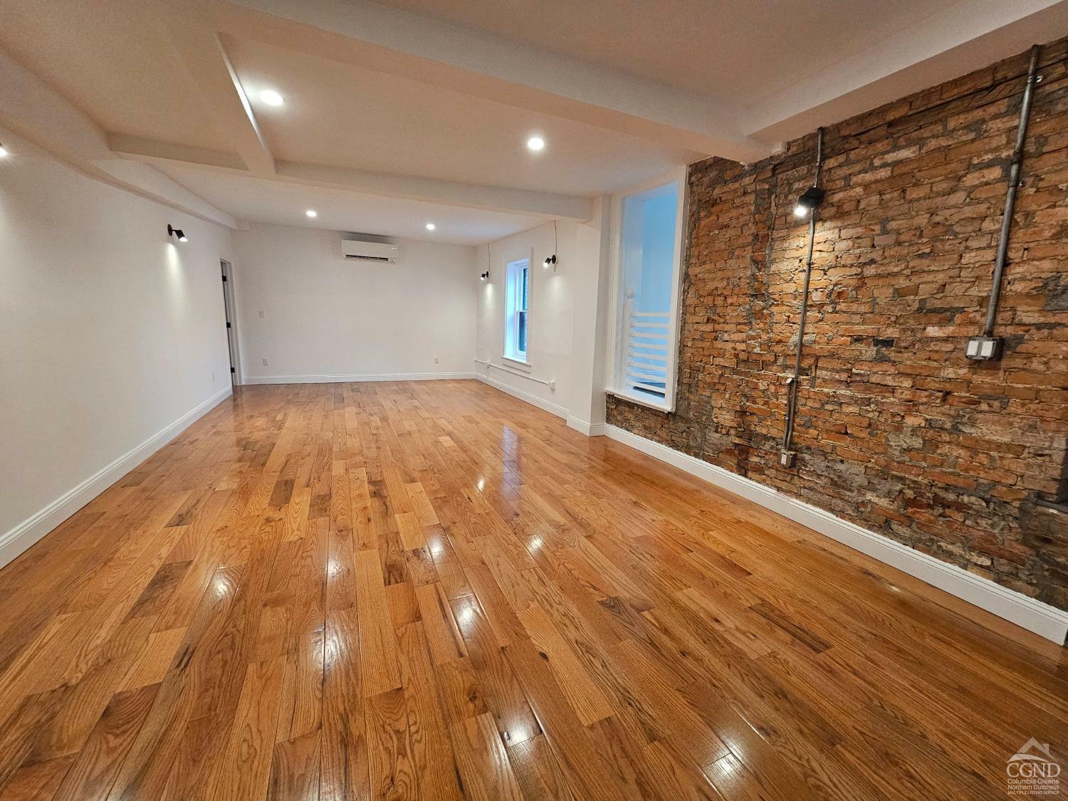 Property Photo:  417 Warren Street  NY 12534 