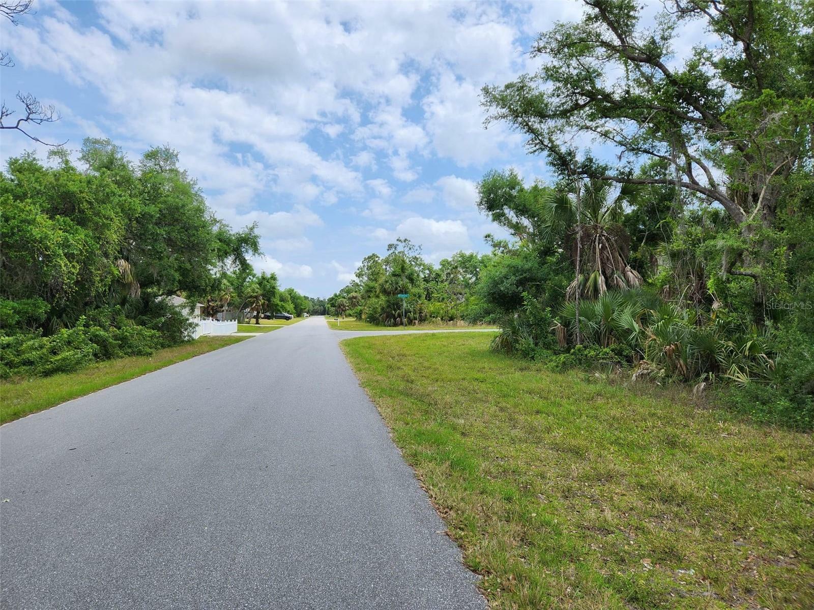 Property Photo: 15029 Elwood Avenue FL 33953