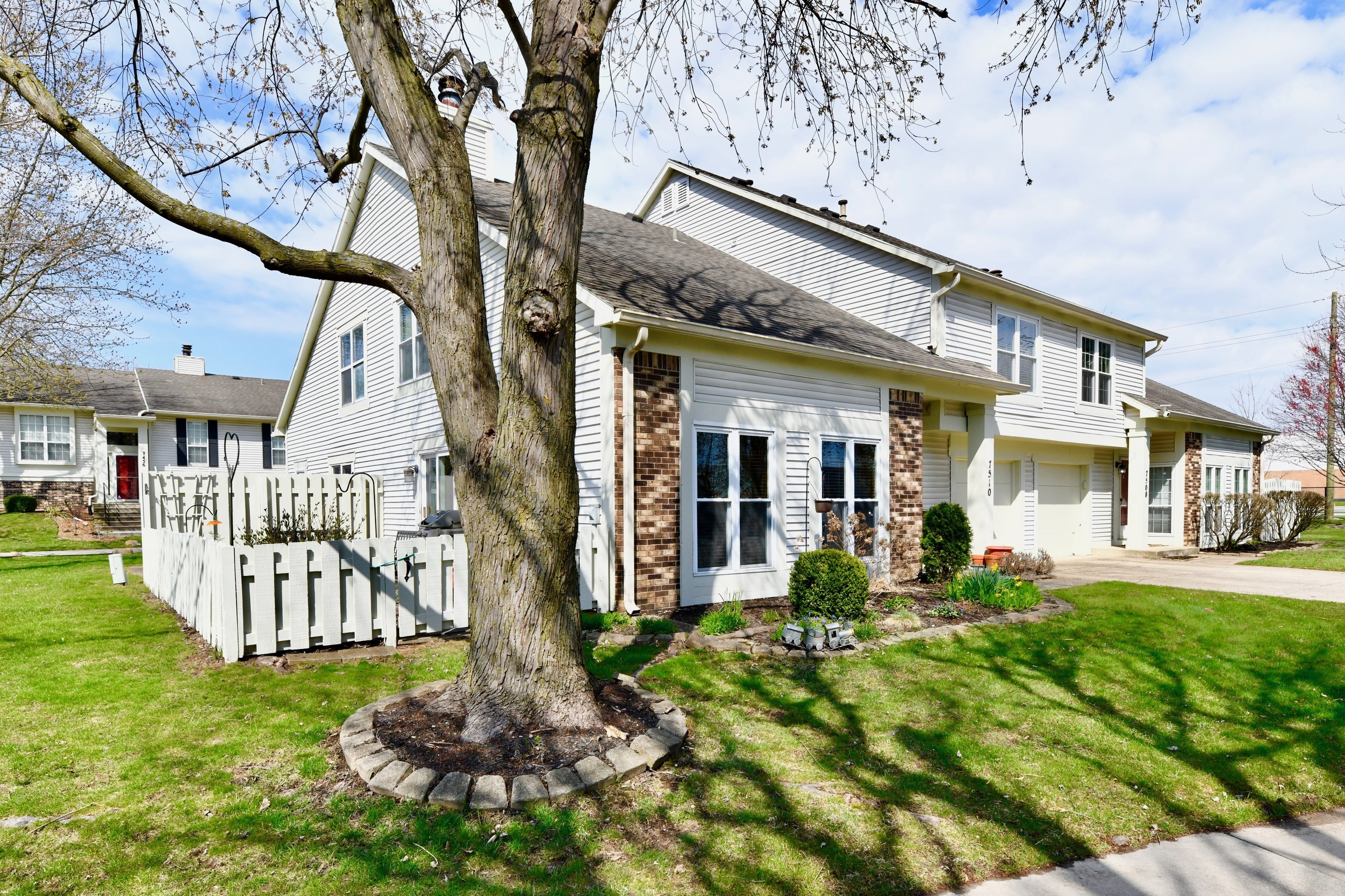 Property Photo: 7510 Castleton Farms North Drive IN 46256