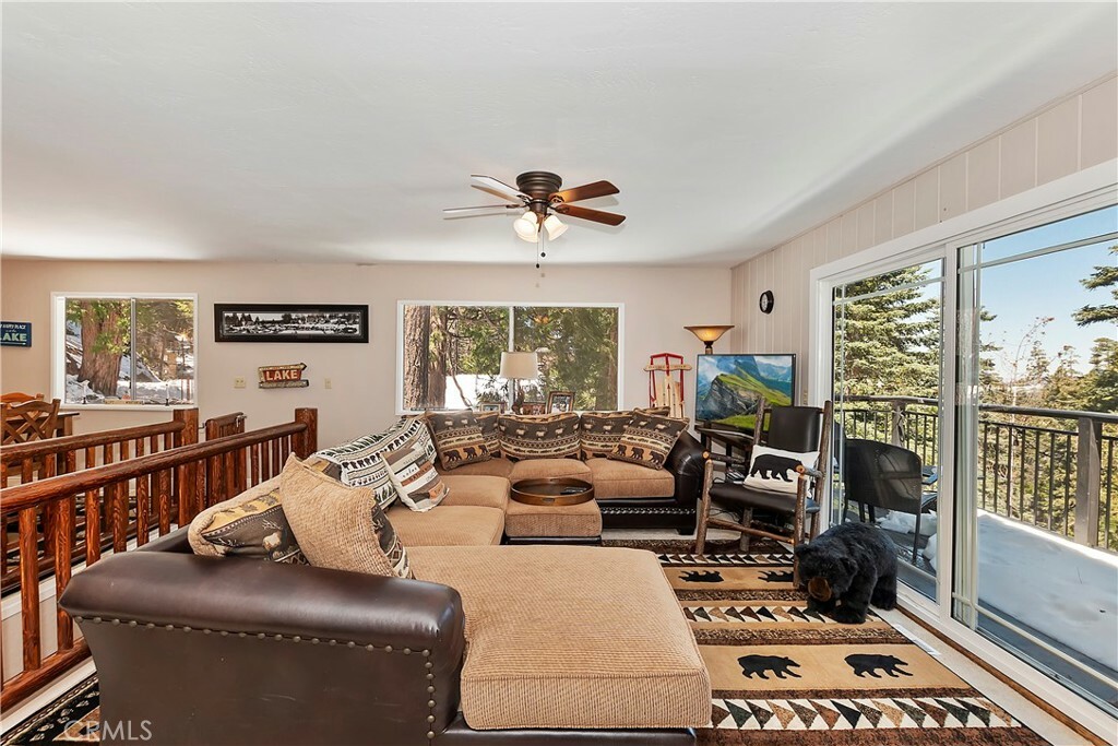 Property Photo:  725 Oakmont Lane  CA 92352 