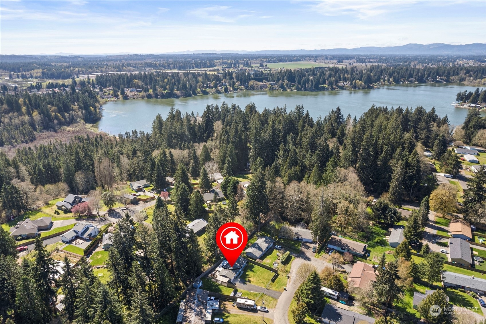 Property Photo:  6111 Jon Court SE  WA 98513 