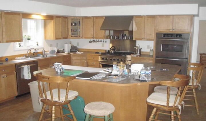 Property Photo: 253 Asbury Lane ME 04001
