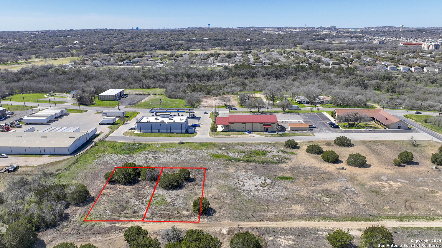 Property Photo:  15207 Bell Ln  TX 78154 