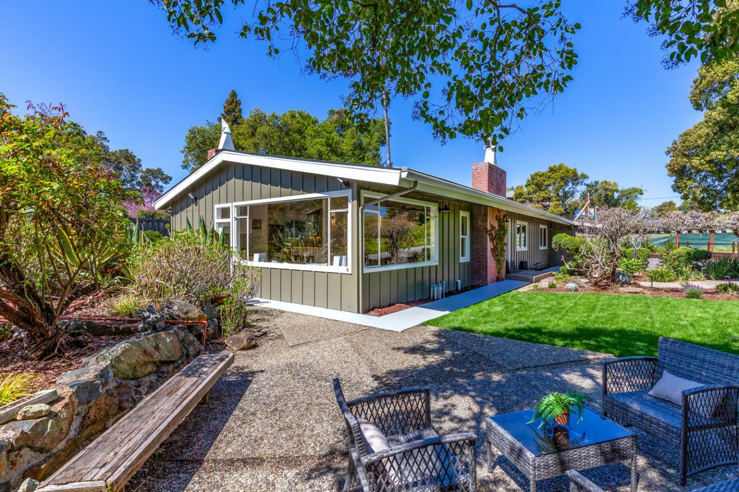 Property Photo:  160 Alta Mesa Road  CA 94062 