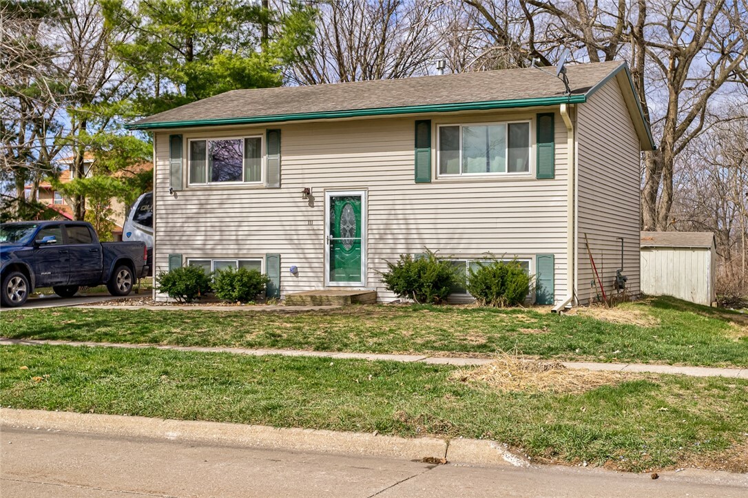 Property Photo:  111 S Ringold Street  IA 50036 