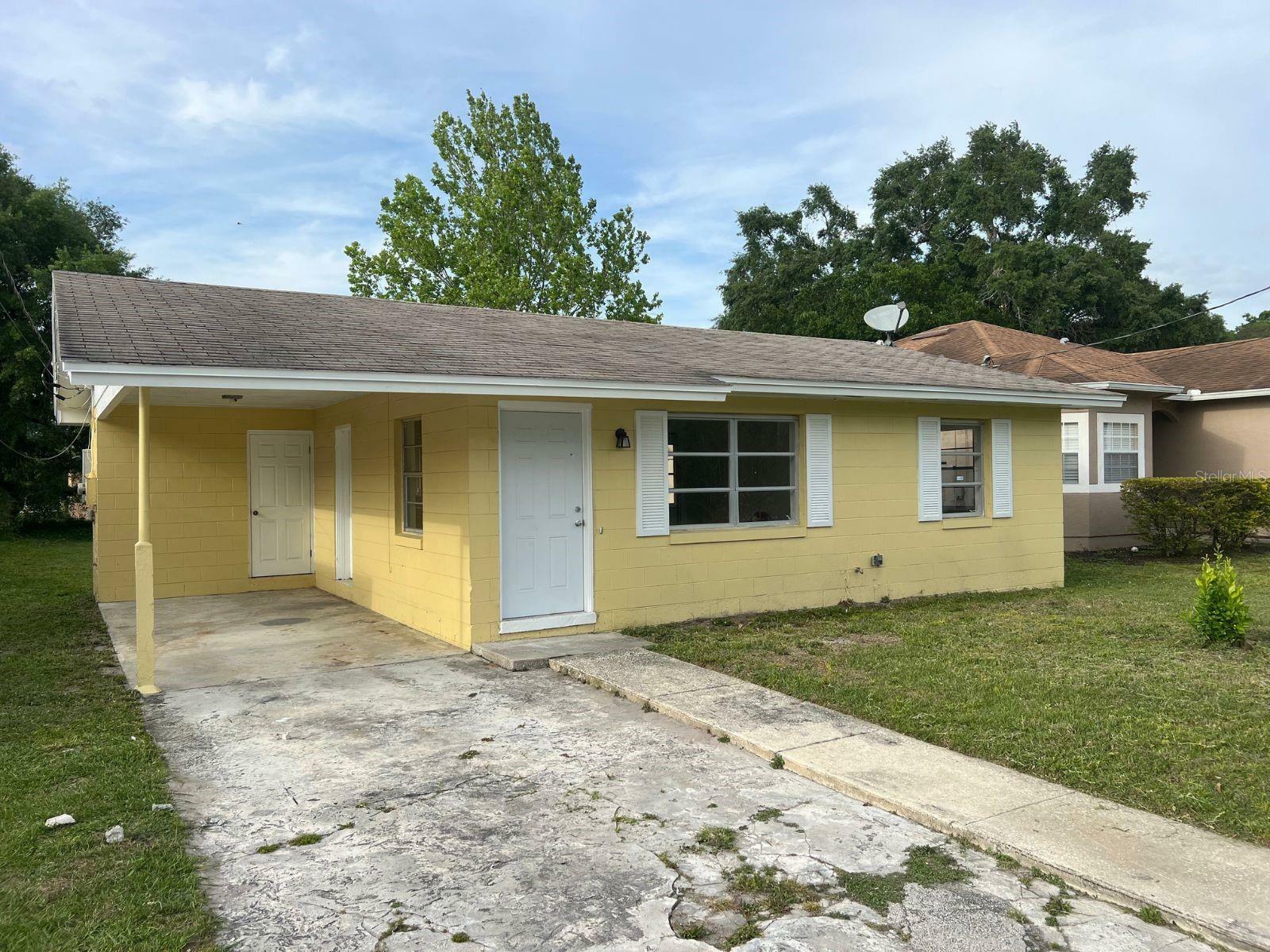 Property Photo:  4135 Raleigh Street  FL 32811 