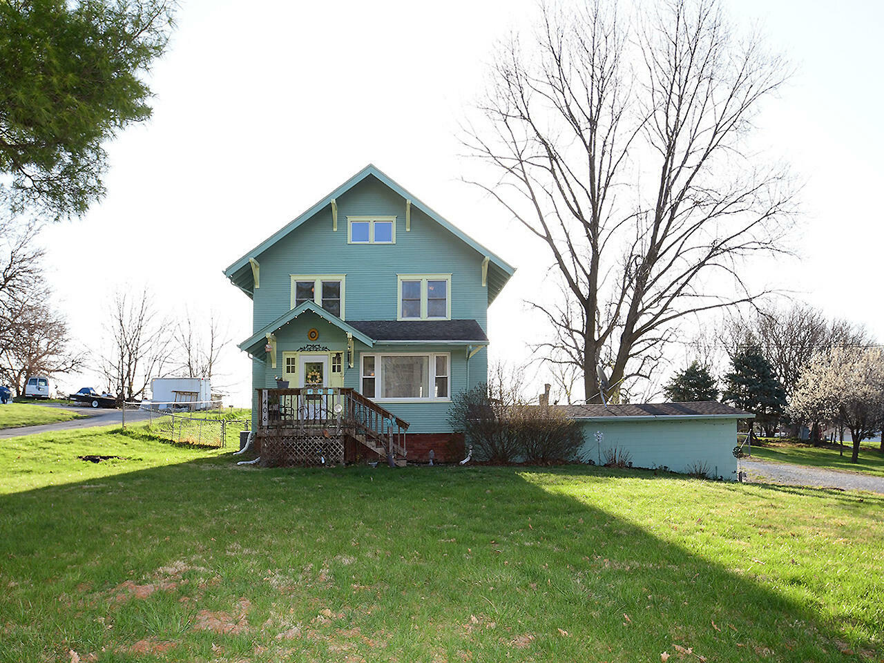 Property Photo:  1406 Eastern  Avenue  IA 51566 