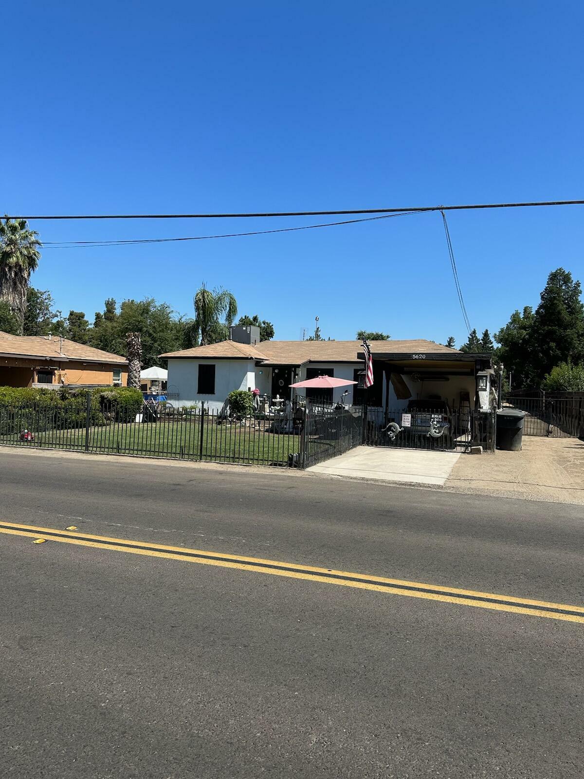 Property Photo:  5620 W Hurley Avenue  CA 93291 