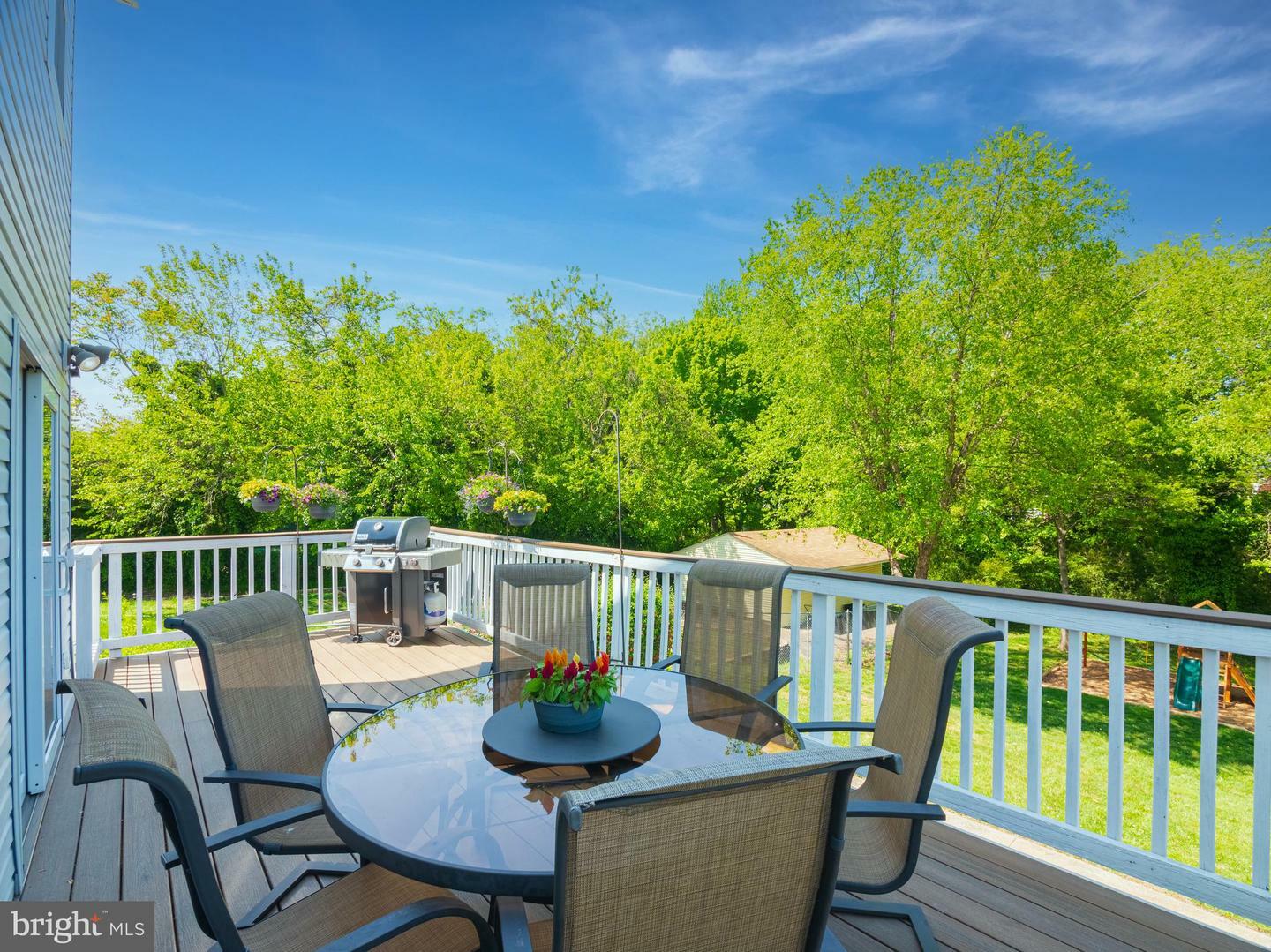 Property Photo: 3308 Clayborne Avenue VA 22306