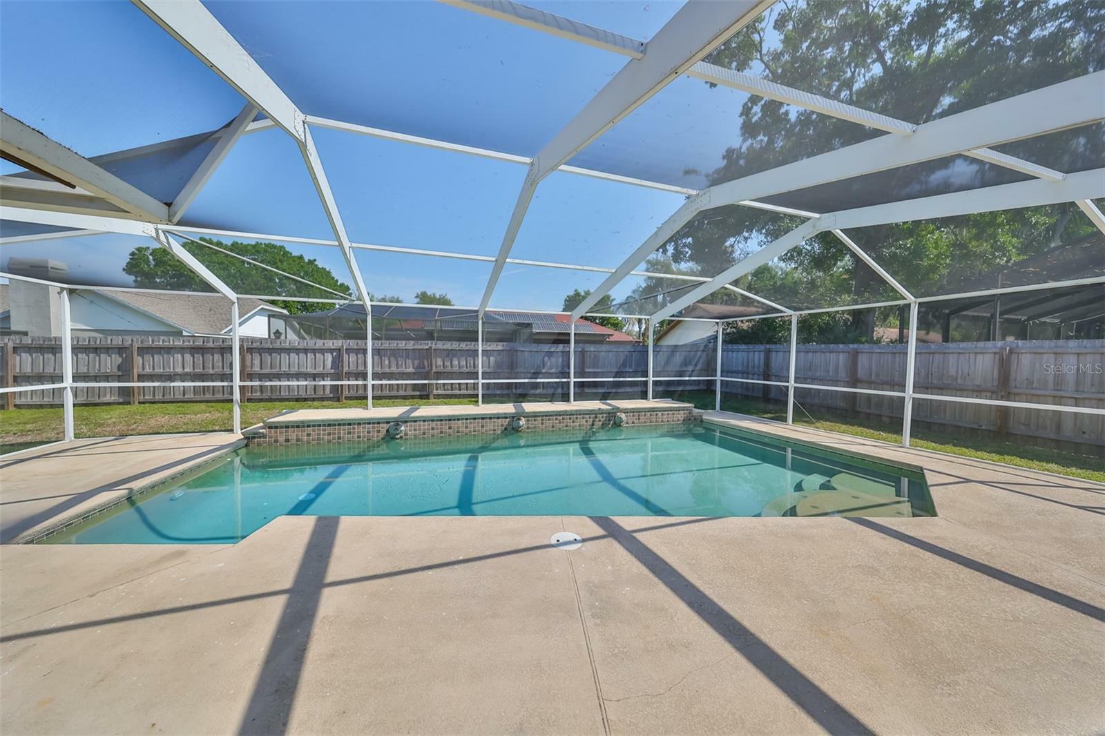 Property Photo:  2608 Bridle Drive  FL 33566 