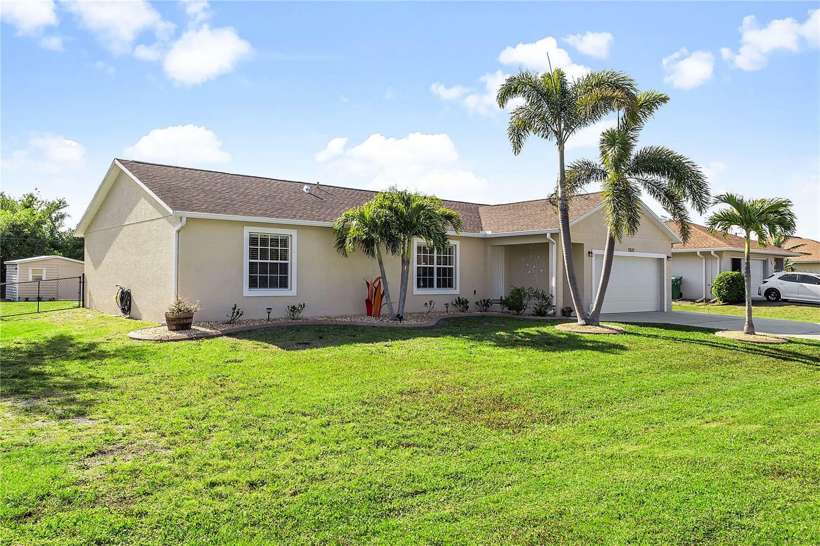 Property Photo:  7037 Peacock Lane  FL 34224 