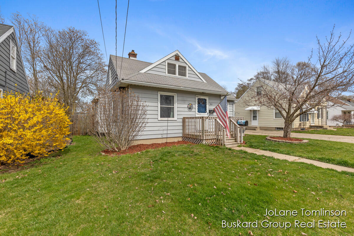 Property Photo:  913 Blanchard Street SW  MI 49509 