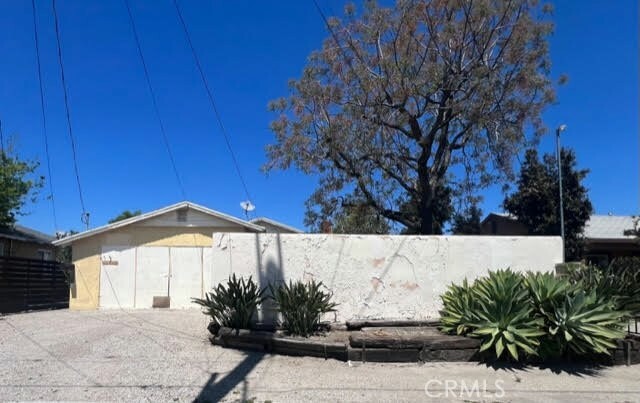 Property Photo:  11659 Arminta Street  CA 91605 