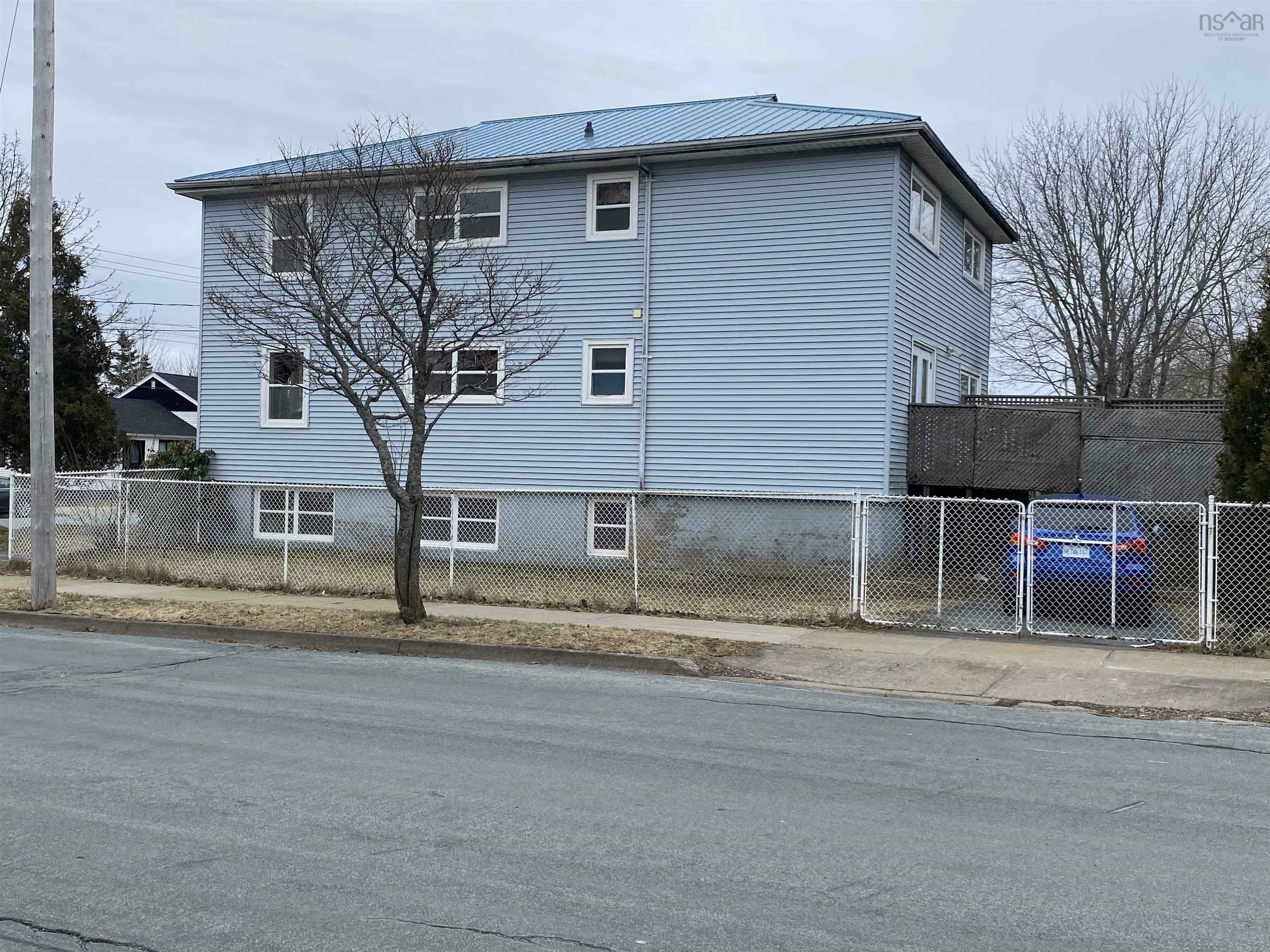 Property Photo:  73 Russell Street  NS B3A 3N2 