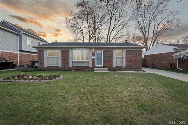 Property Photo:  25587 Melody Street  MI 48180 