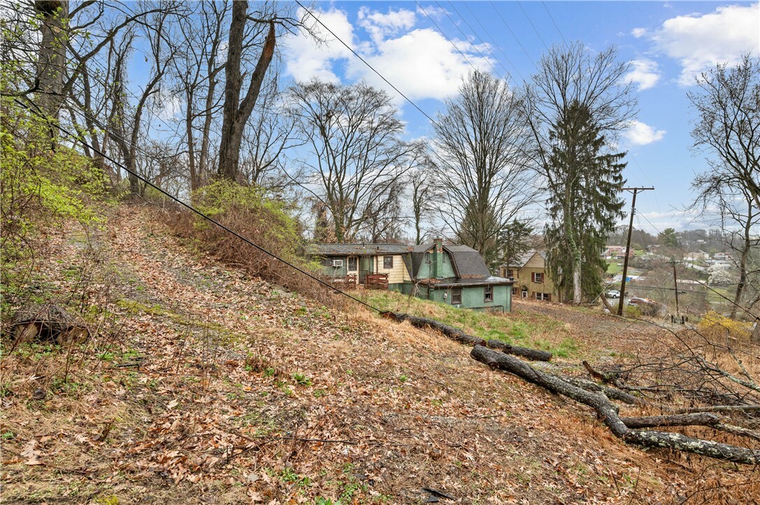 Property Photo:  200 Clairton  PA 15236 