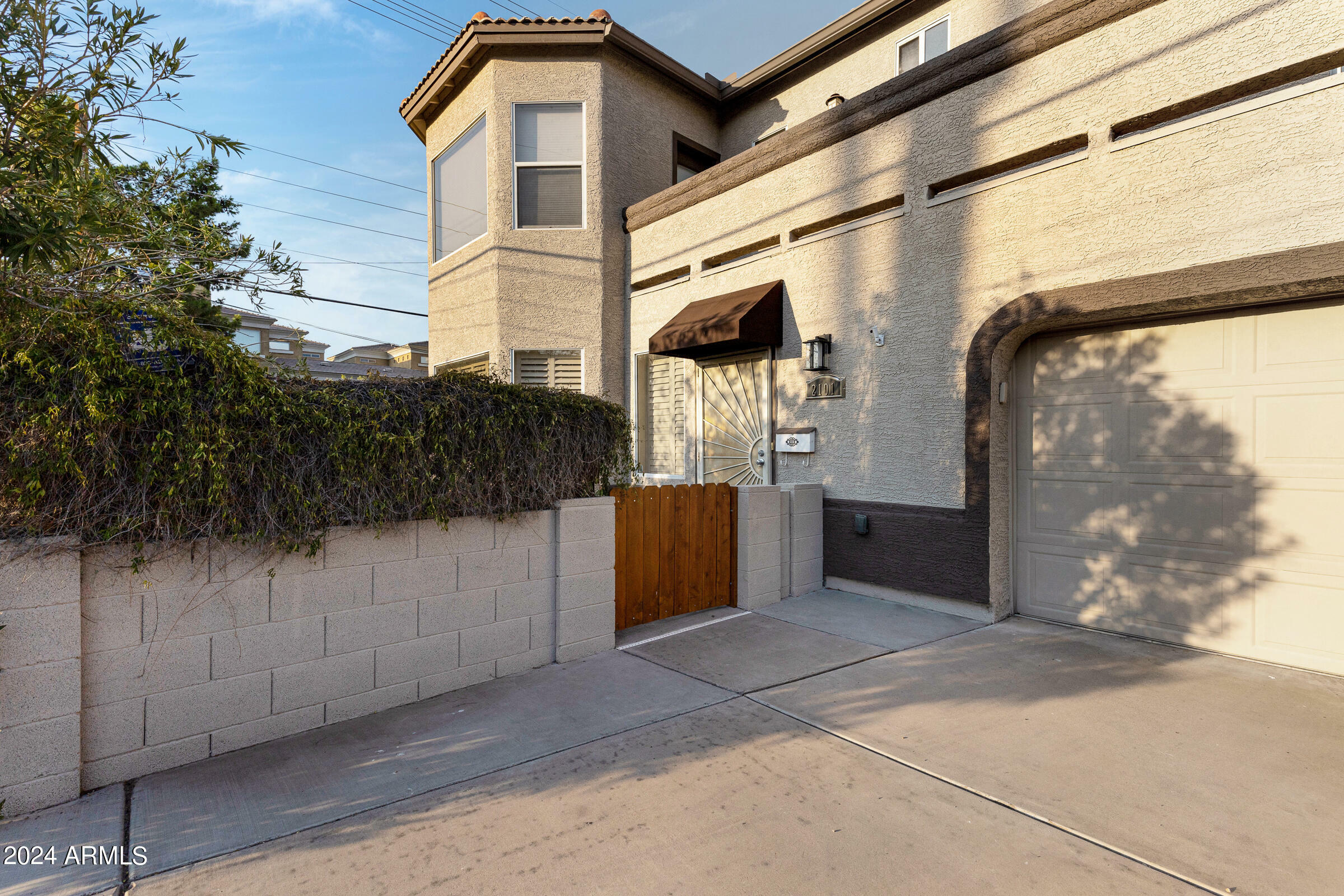 Property Photo: 2101 E Campbell Avenue AZ 85016