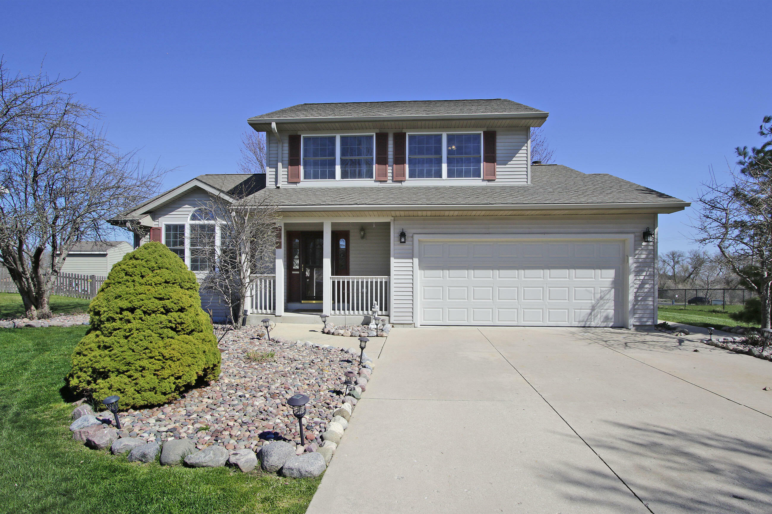 Property Photo: 108 Mill Ave WI 53182