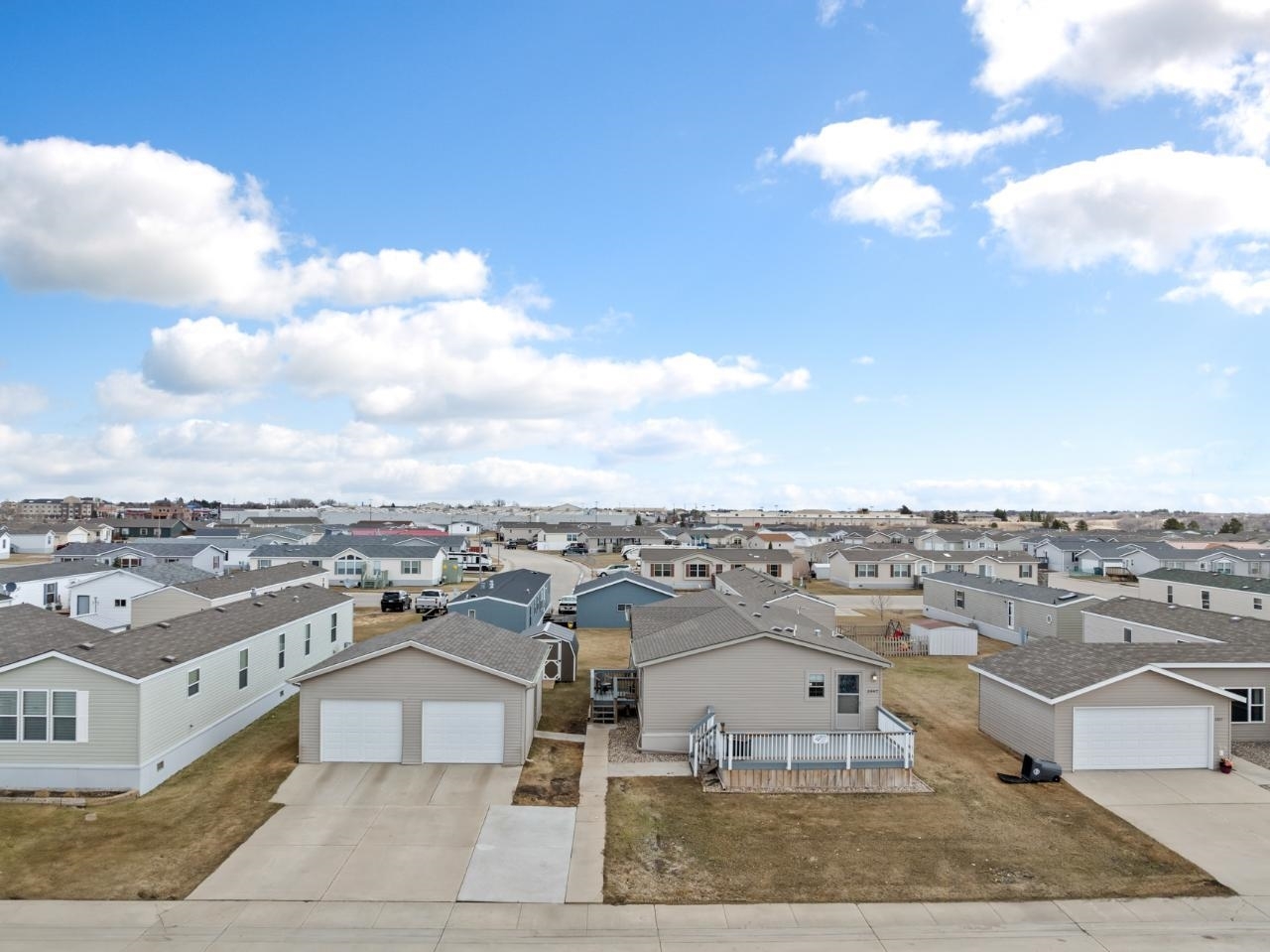 Property Photo:  3997 Aster Loop  ND 58701 