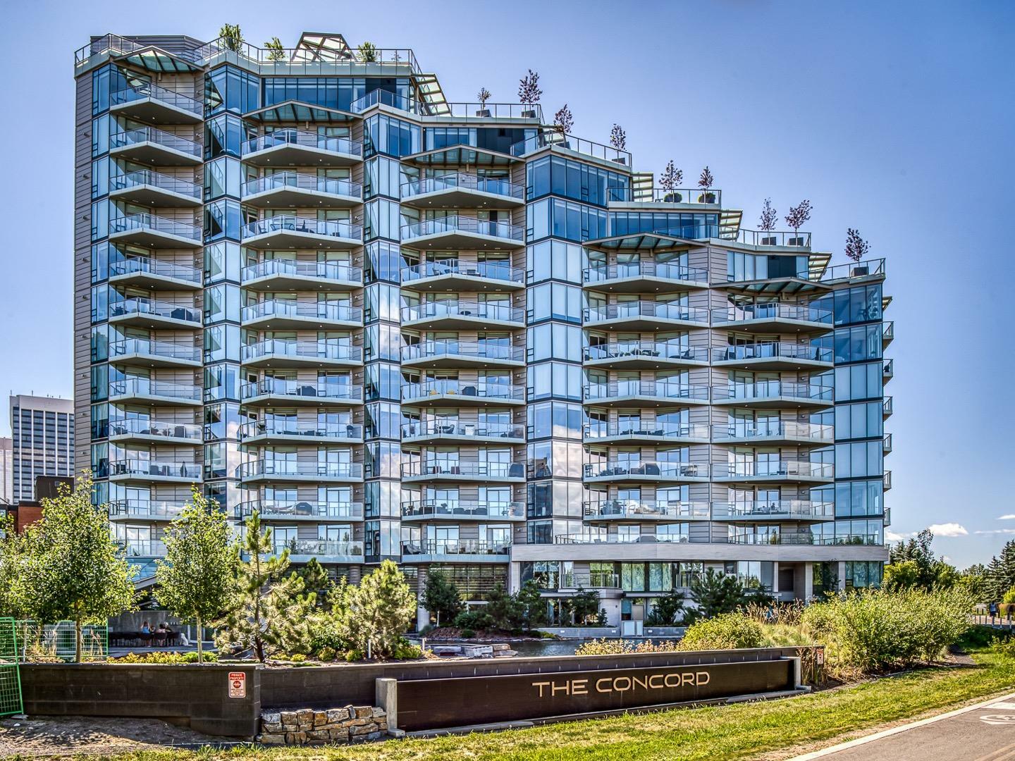 738 1 Avenue SW 1307  Calgary AB T2P 5G8 photo