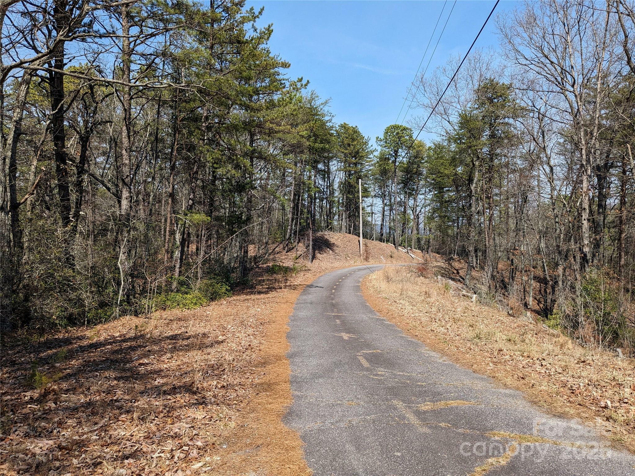 Property Photo: 8636 Sleepy Hollow Road 12 NC 28612