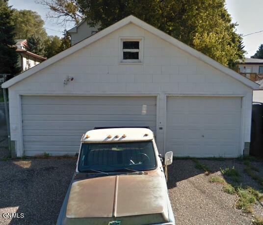 Property Photo:  905 3rd Avenue NW  ND 58554 