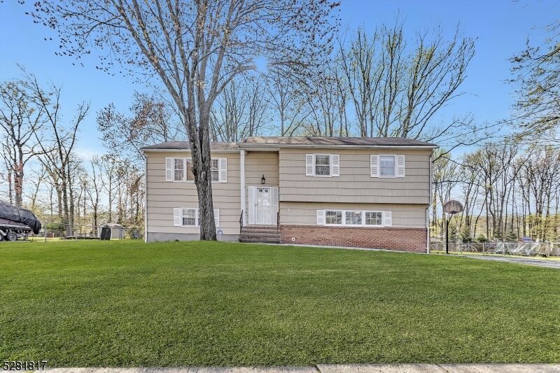 Property Photo: 17 Hilltop Rd NJ 08820