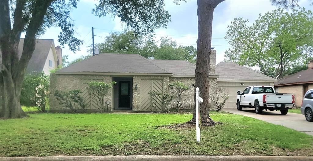 Property Photo:  12115 Misty Moss Lane  TX 77070 