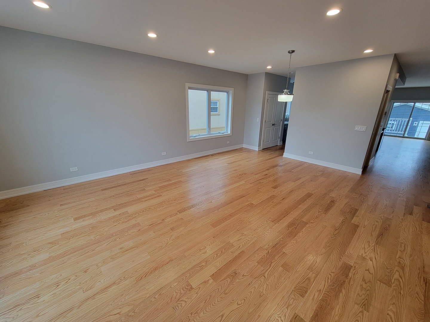 Property Photo:  2918 N Rutherford Avenue  IL 60634 