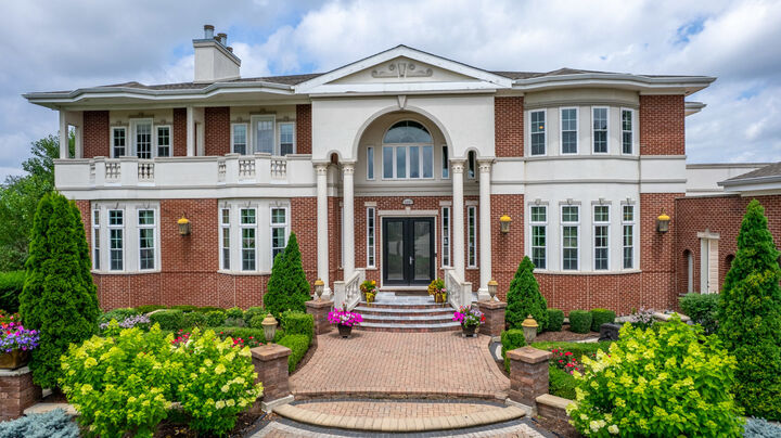 Property Photo: 3407 Ainsdale Court IL 60564
