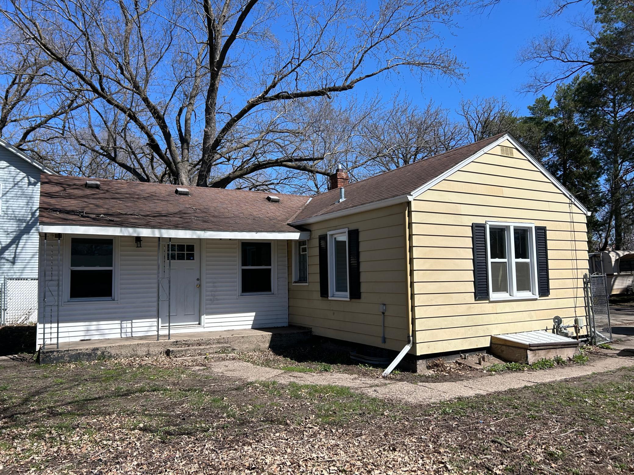 Property Photo: 919 16th Street S MN 56301