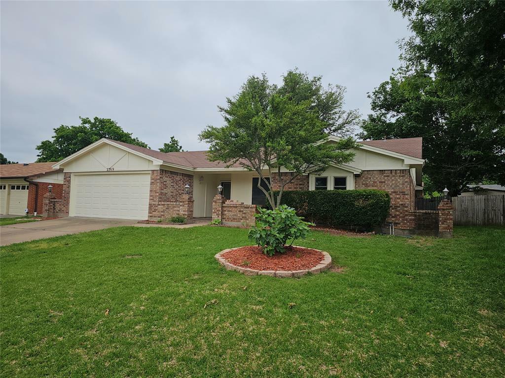 Property Photo:  2309 Wilmer Drive  TX 75052 