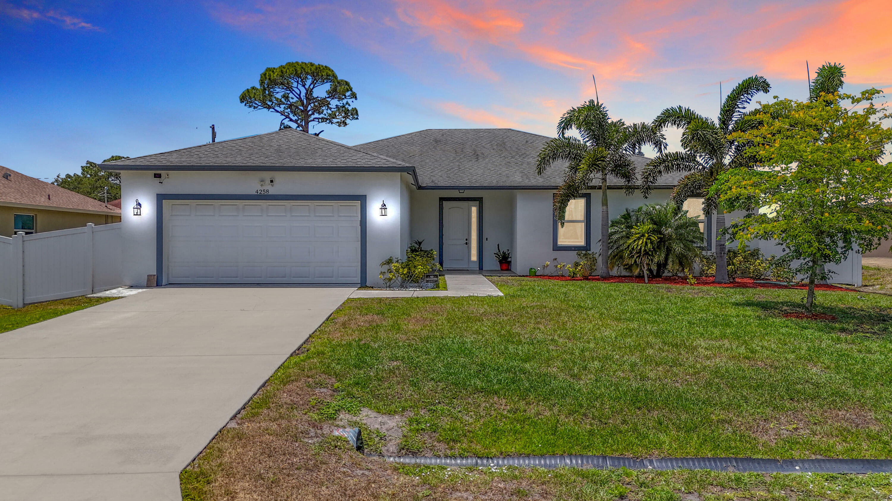 Property Photo: 4258 SW McClellen Street FL 34953