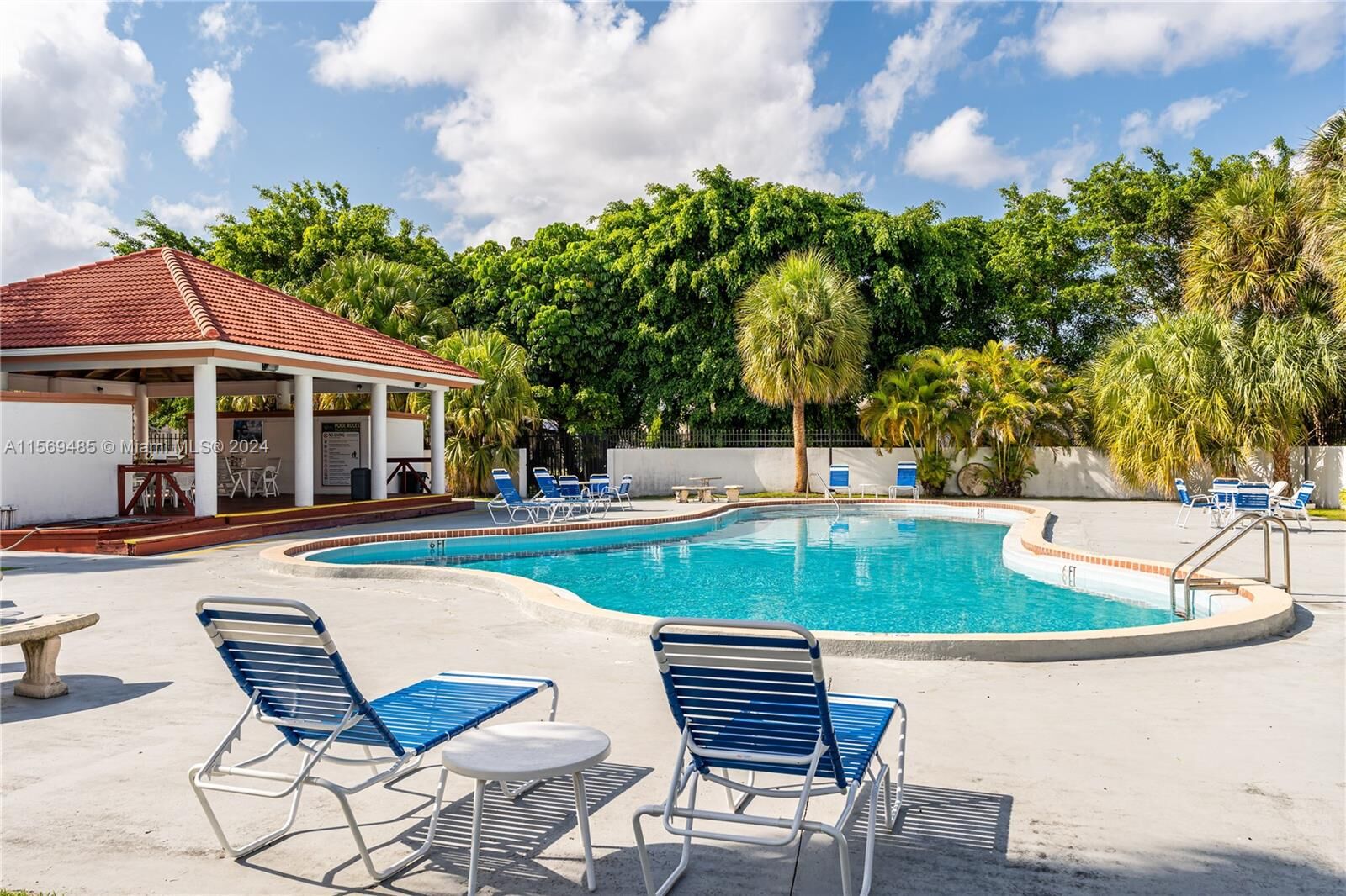 Property Photo:  7540 SW 153rd Pl 102-9  FL 33193 