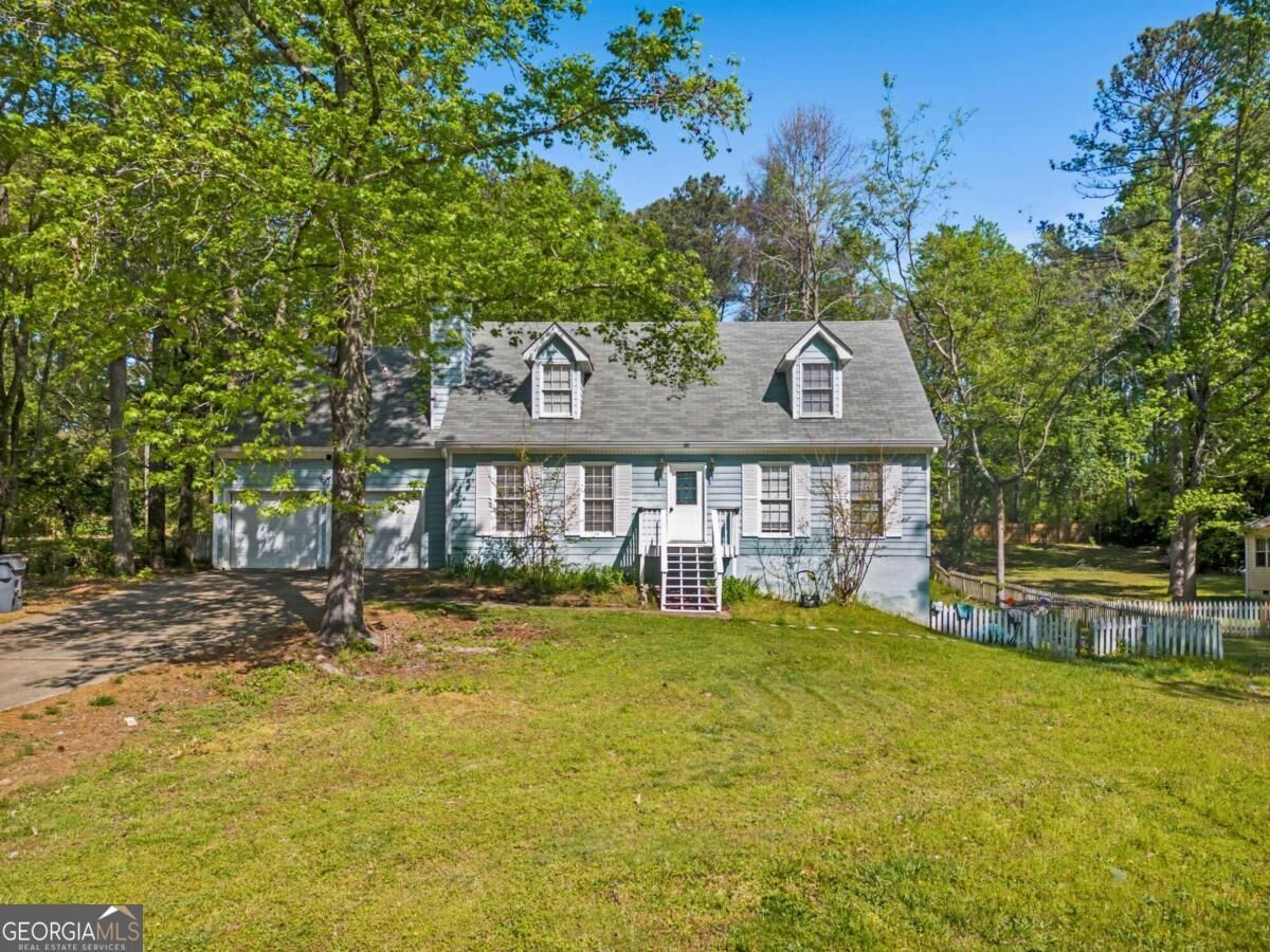 Property Photo: 980 Forest Park Lane GA 30024