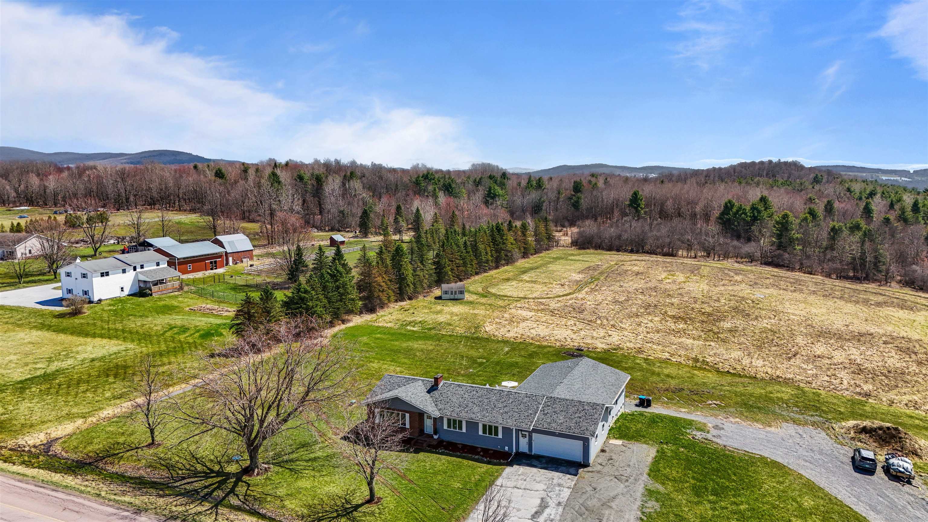 Property Photo:  167 Brick Church Road  VT 05454-9605 