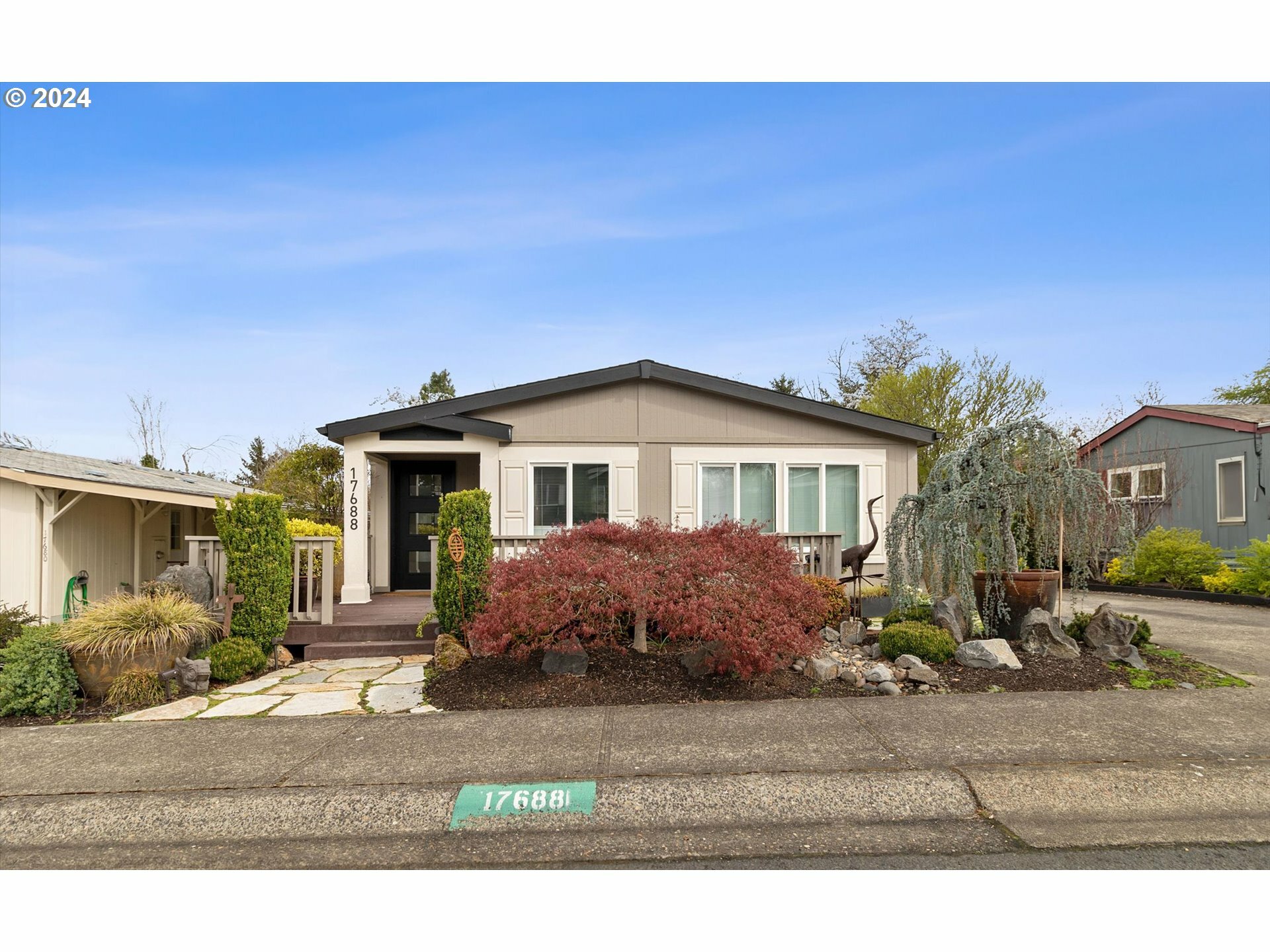 Property Photo: 17688 NW Shady Fir Loop 37 OR 97006