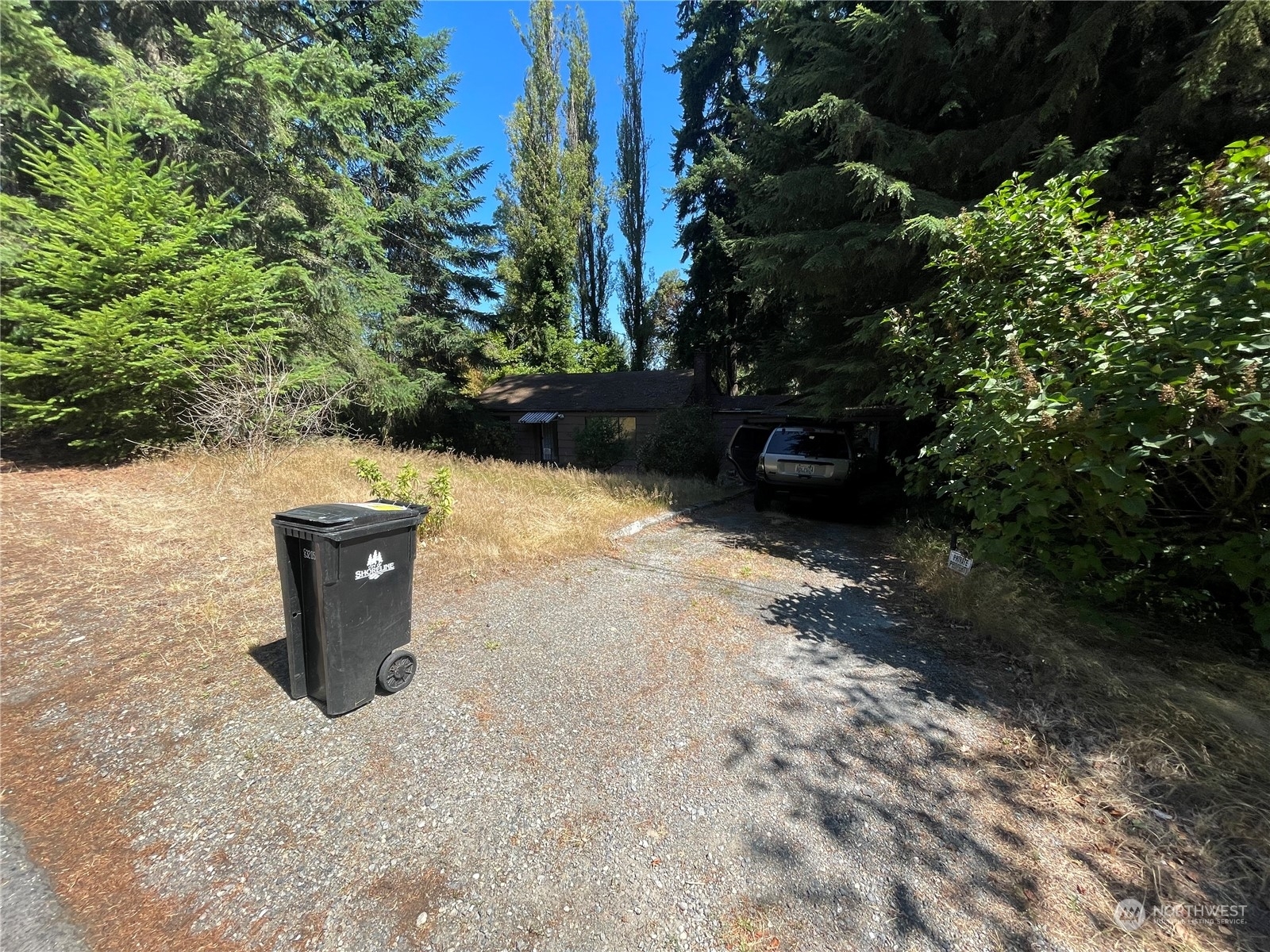 Property Photo:  806 N 153rd Place  WA 98133 